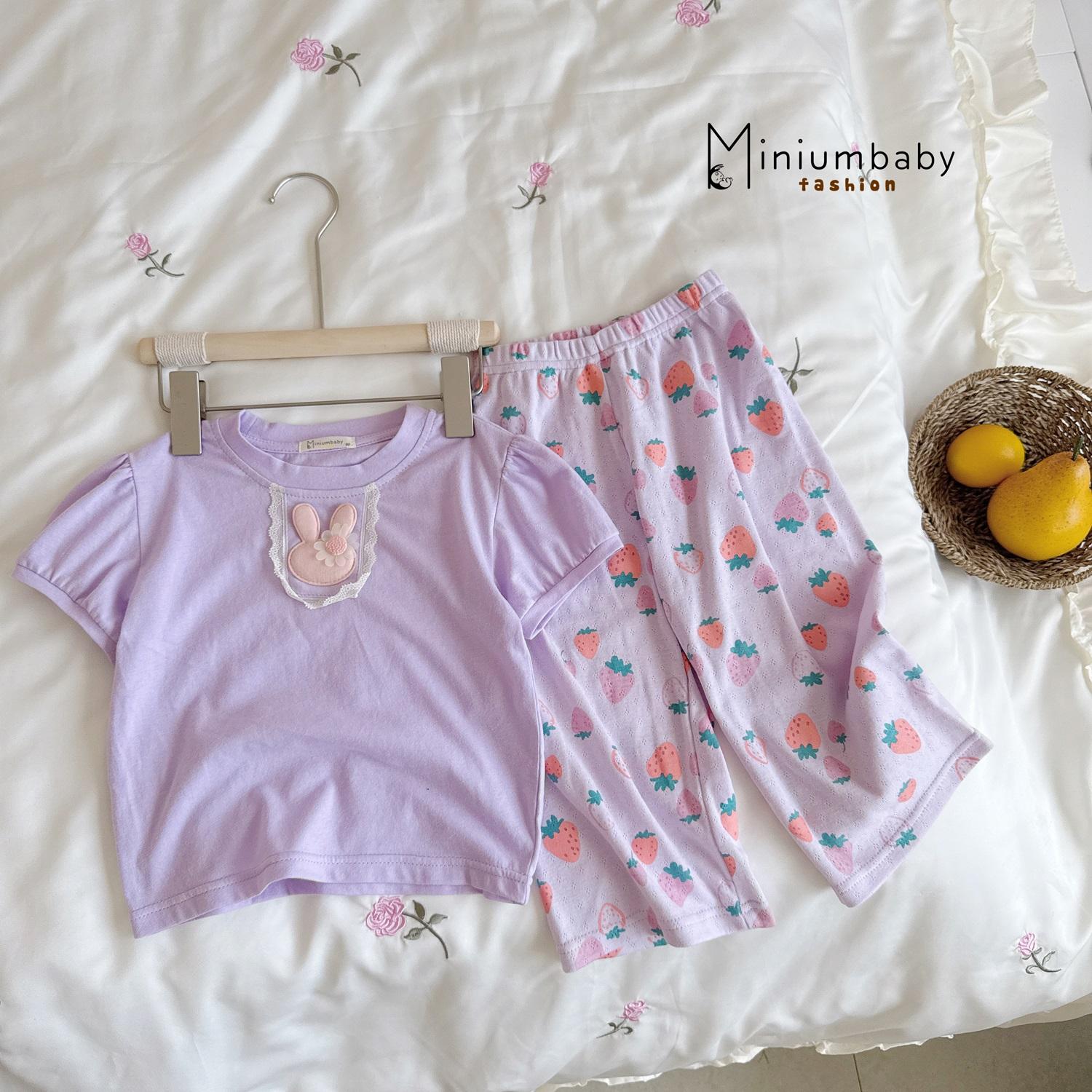 Women's Tops